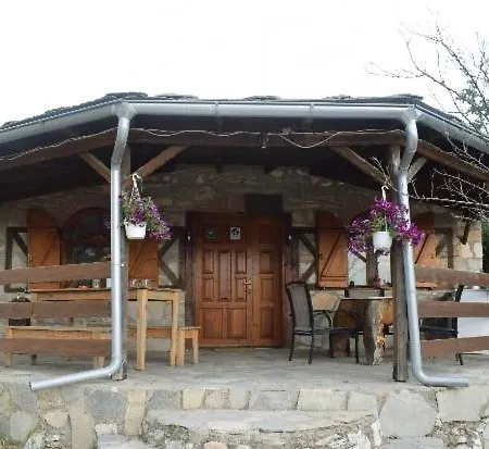 Mountain House Kastro