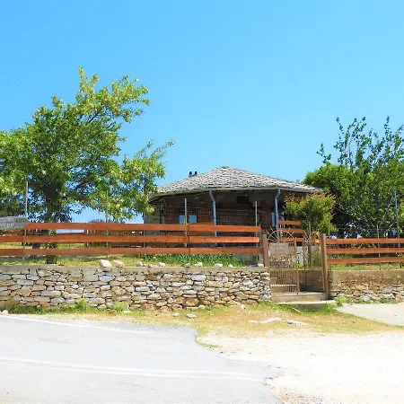 Mountain House Kastro